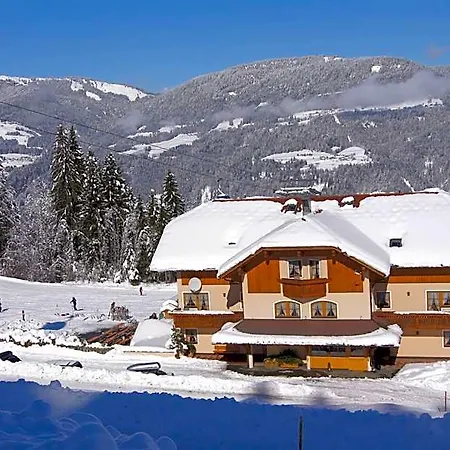 Ederhof 4*
